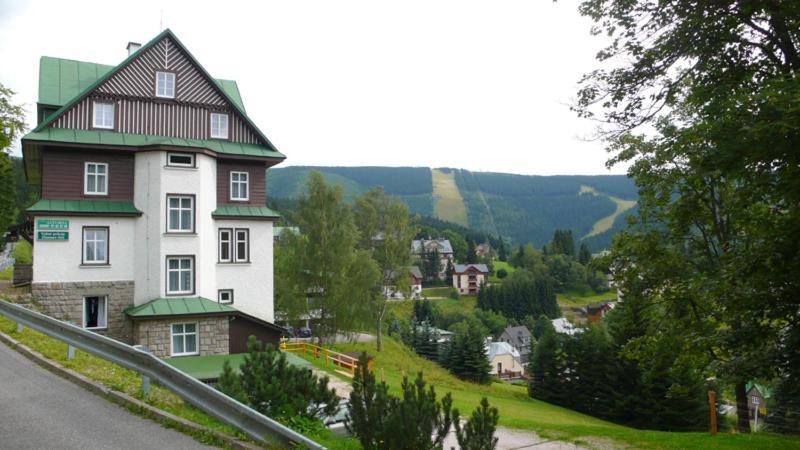 Astoria Inn Шпиндлерув-Млин Экстерьер фото